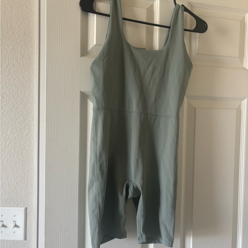 GapFit Green and Activewear NWOT
